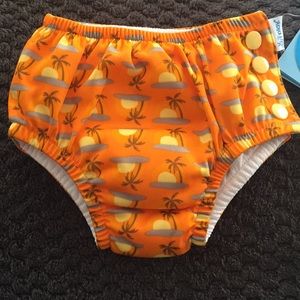 Reusable swim diaper